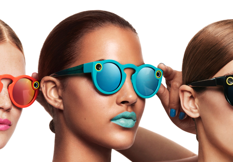 Illustration for article titled Las nuevas gafas de Snapchat son algo menos feas que Google Glass (pero igual de ridĂculas)